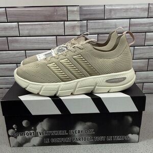 New Adidas Cloudfoam Flex -SLounge arch Rise size 8.5 wide fit K13455 Tan /cream